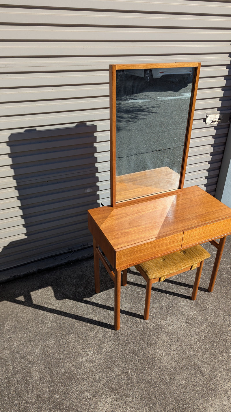 Parker dresser table console study desk small size 1970s full restored lip handle