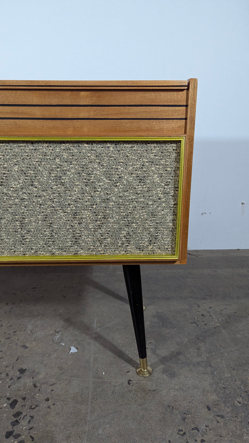 HG Palmer Radiogram mid century restored