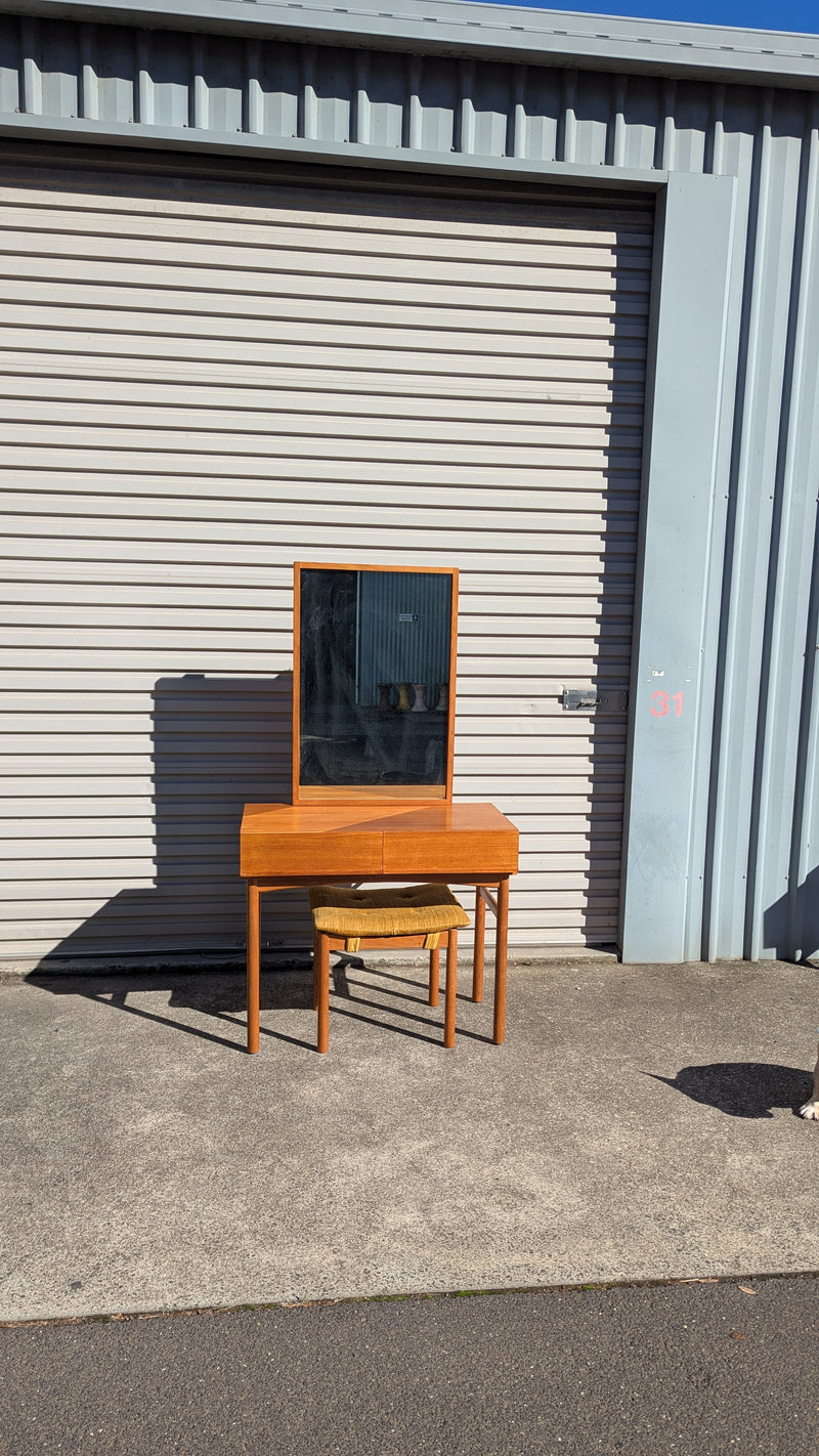Parker dresser table console study desk small size 1970s full restored lip handle
