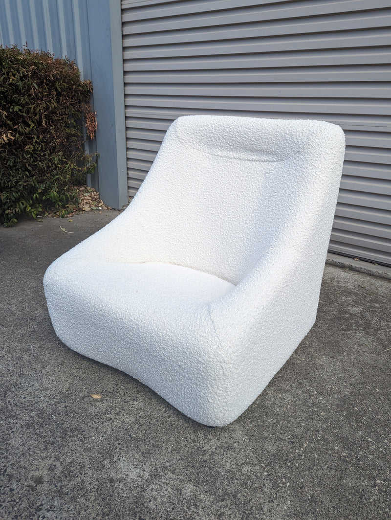 Pre order - Authentic Featherston Uniroyal Numero 1V IV highback armchair Warwick boucle white