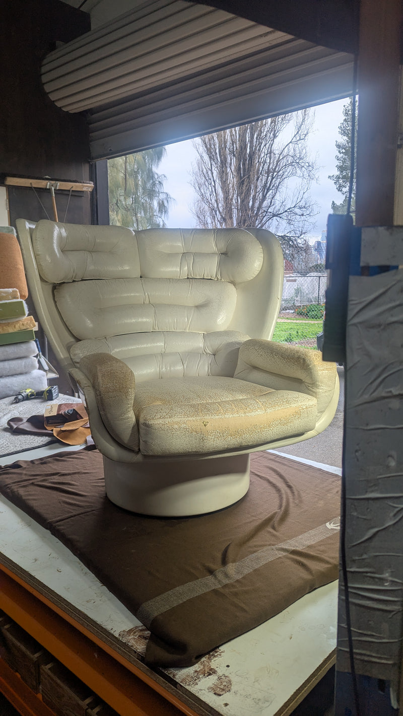 Restoration of original Joe Colombo armchair