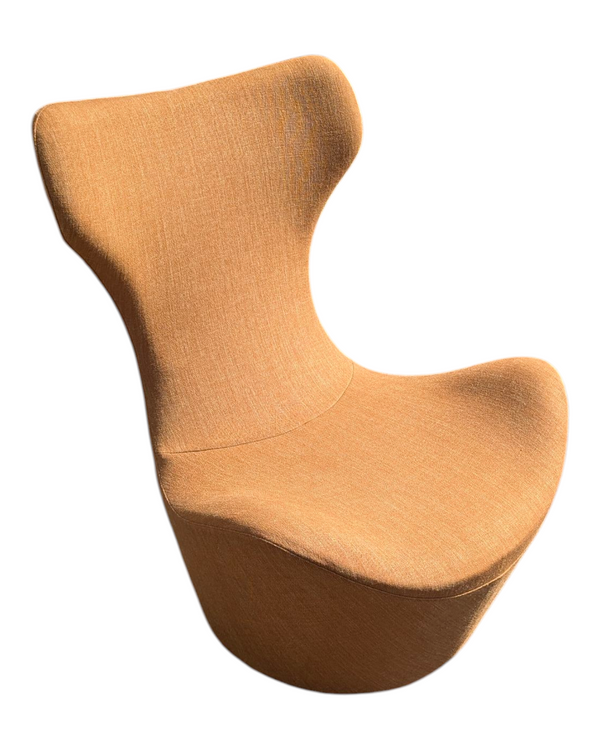 Original Papilo chair grande by b&b Italia by Naoto Fukasawa