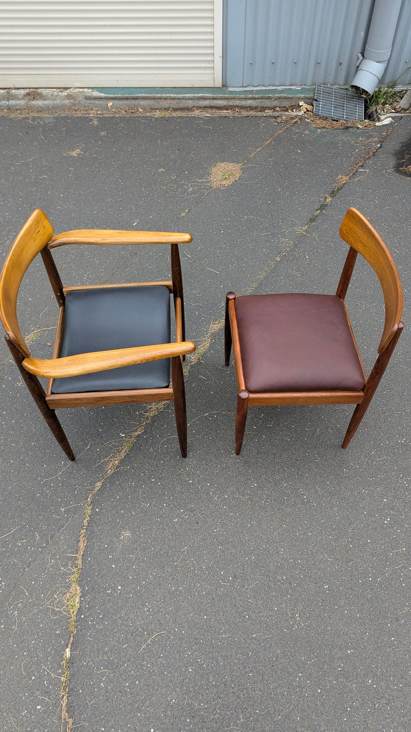 Pre order - Parker style dining chairs set of 6 or 8 with original Parker carvers matching