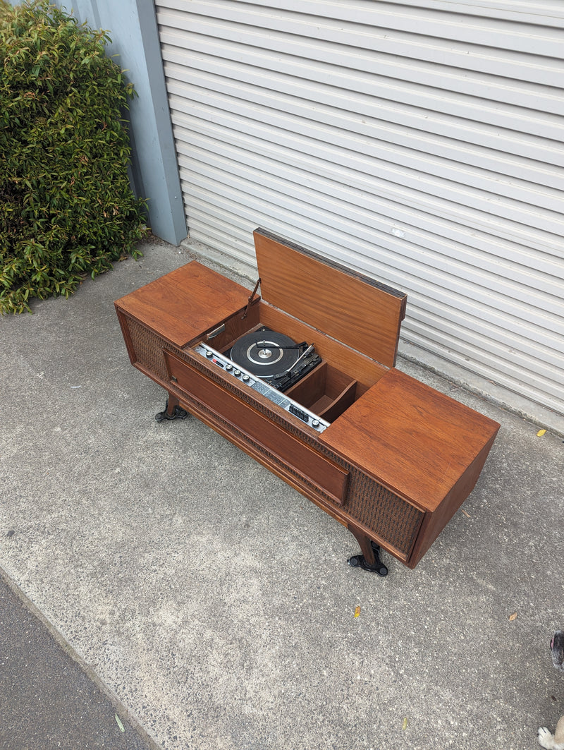 Authentic General Electric GE Radiogram Ranger model
