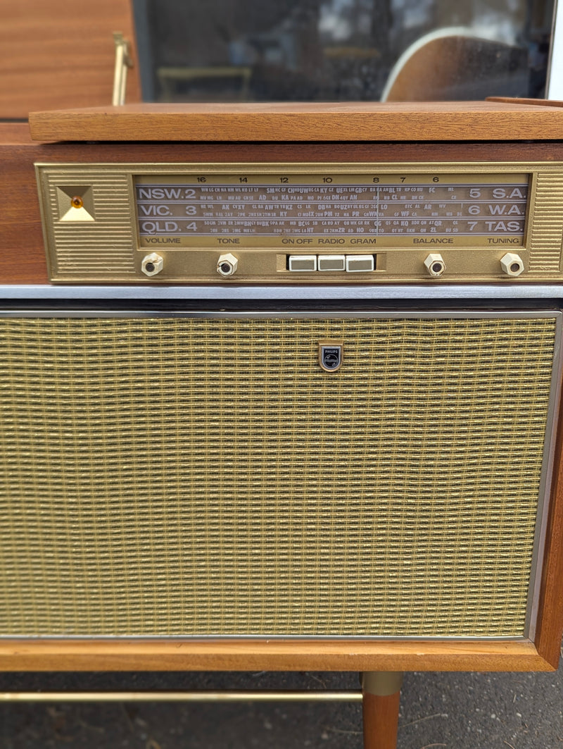 Philips Radiogram mid century restored RF1 model sideboard – Vintage Luxury