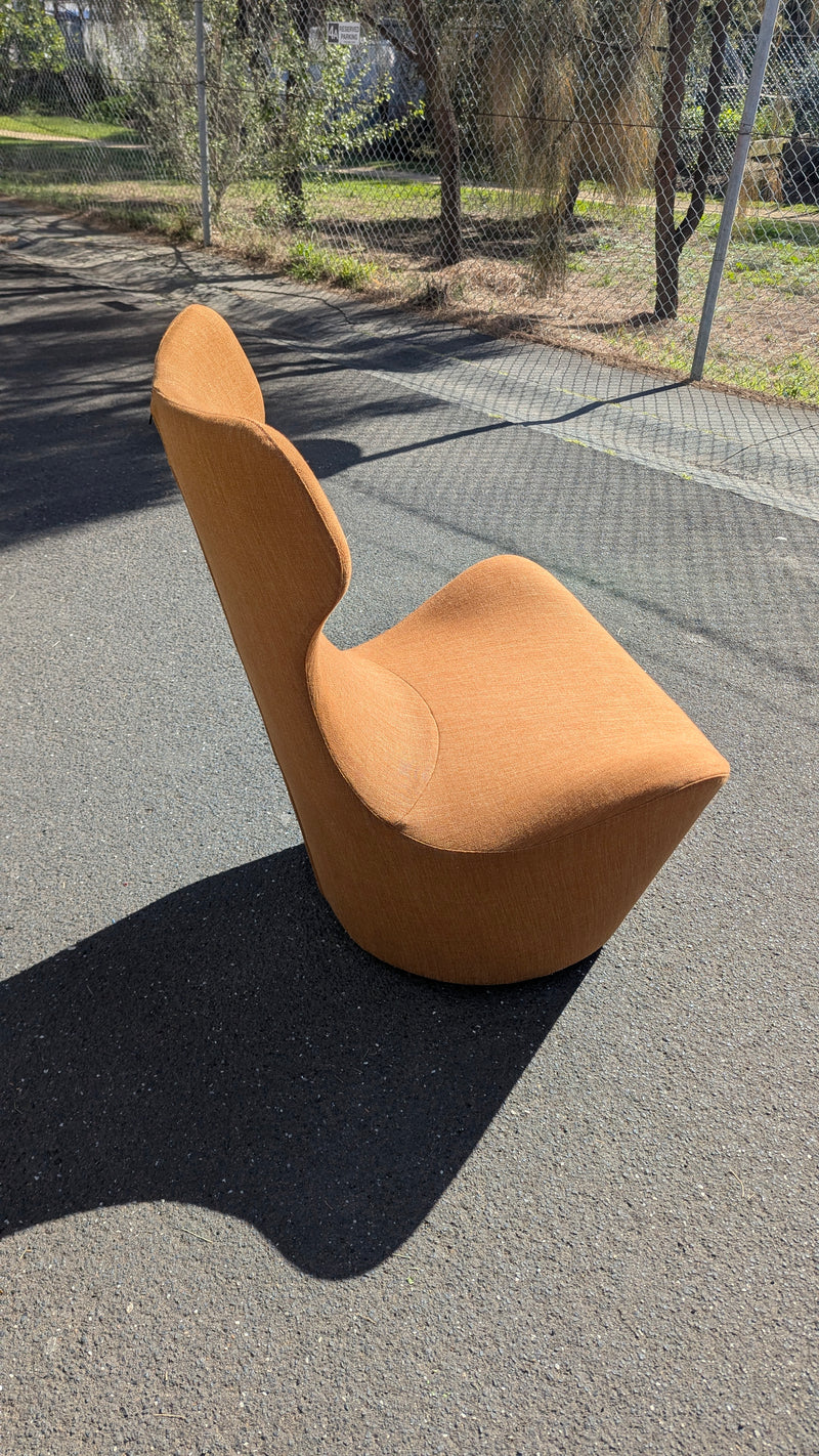 Original Papilo chair grande by b&b Italia by Naoto Fukasawa