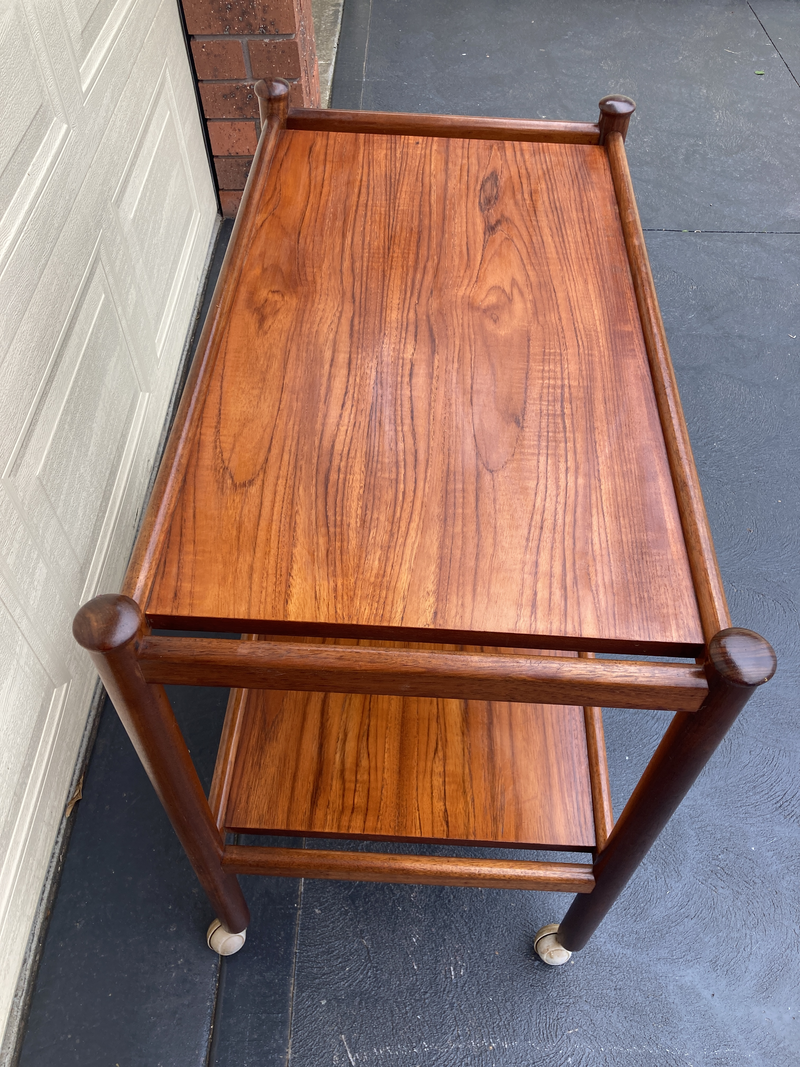Authentic Genuine Bar Tea Trolley Parker 1960s MCM furniture
