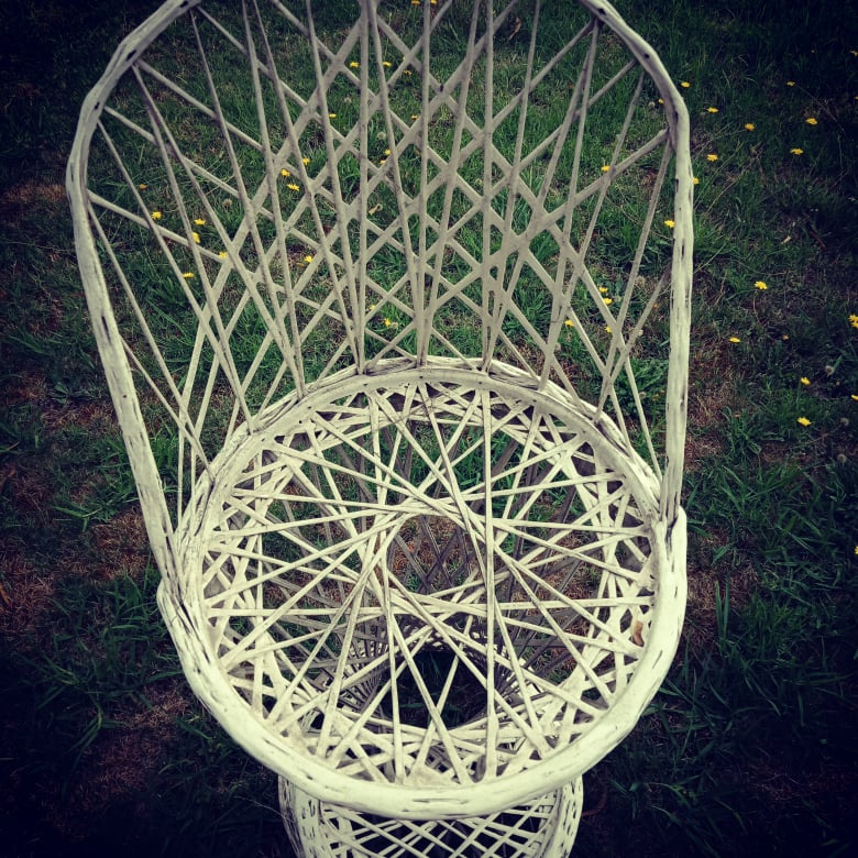 Russell Woodard stool original restored powder coated white original fibreglass