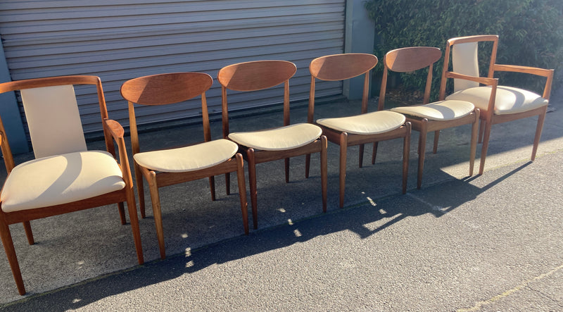 Parker 4 spade matchstick 107 chairs with 2 carvers cream full grain italian leather