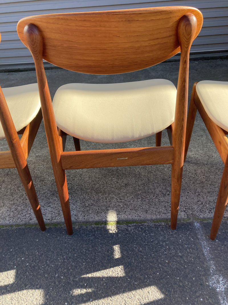 Parker 4 spade matchstick 107 chairs with 2 carvers cream full grain italian leather