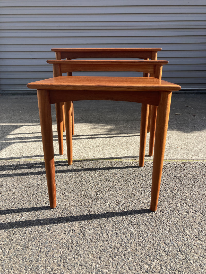 Nest of coffee tables Parker original 1960s genuine blackwood version fully restored