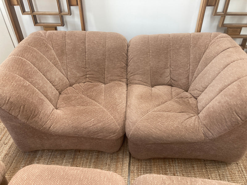 Authentic restored six piece Featherston Numero VII Lounge Suite pair of Ottoman
