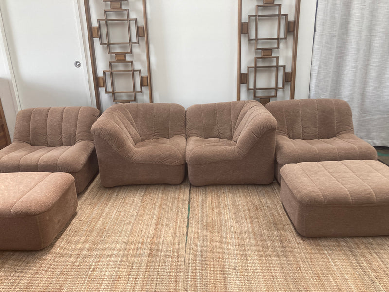 Authentic restored six piece Featherston Numero VII Lounge Suite pair of Ottoman