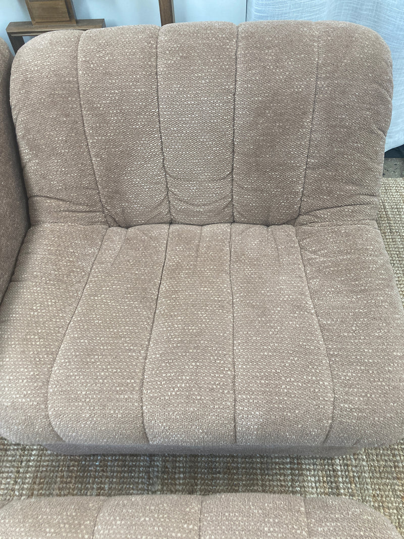 Authentic restored six piece Featherston Numero VII Lounge Suite pair of Ottoman