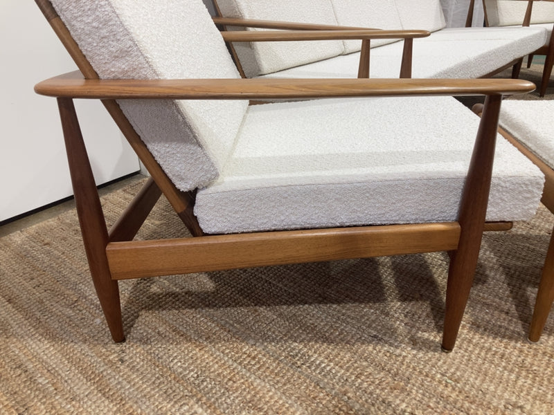 Parker wraparound rattan full set 3 seater couch pair of armchairs pair of ottomans genuine 1960s restored MCM boucle ivory