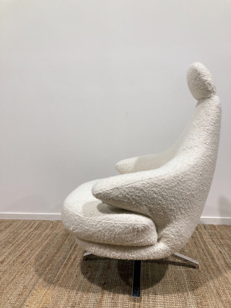 Pre - order MCM space chair b&b Italia style