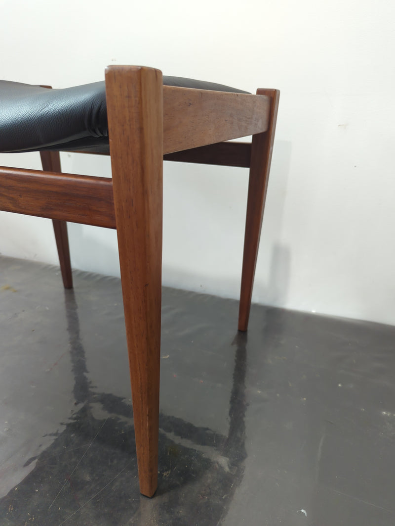 Authentic Parker stool for Nordic dresser table 1960s mustard yellow or black Italian leather