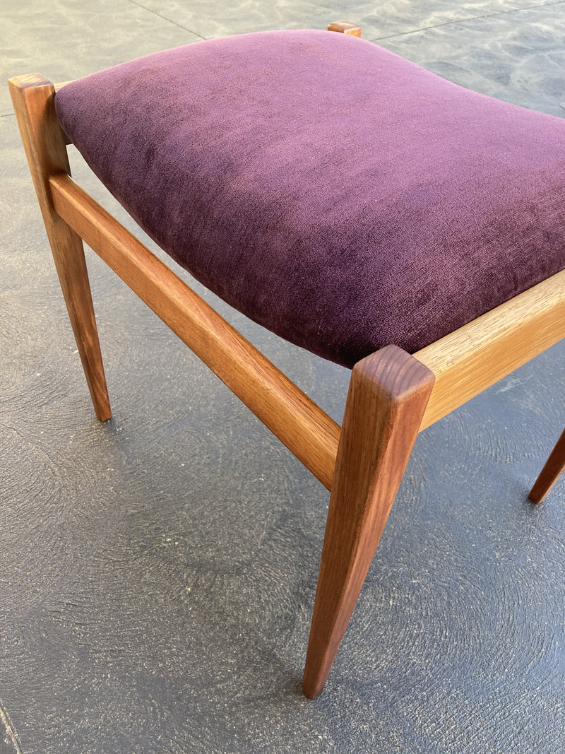 Authentic Parker stool for Nordic dresser table 1960s Shark mingle mangle