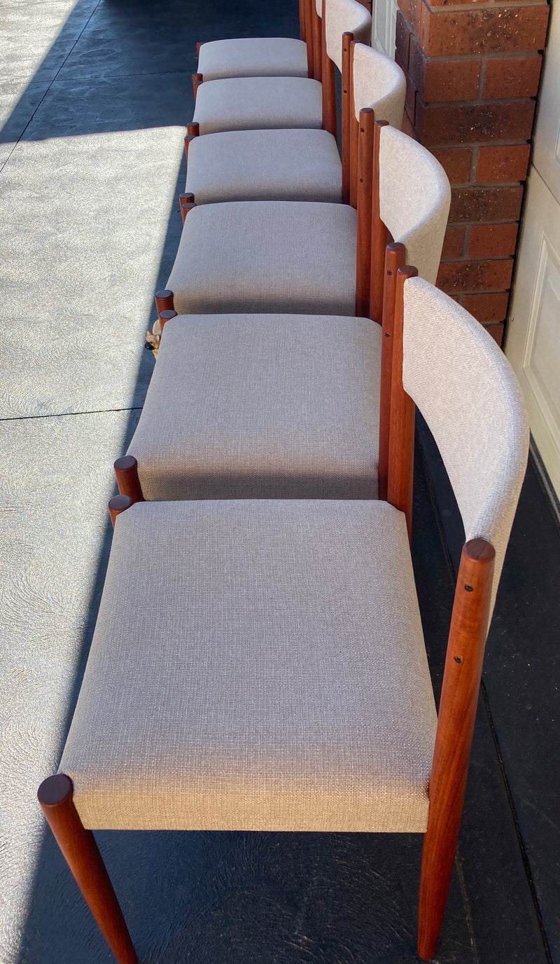 Parker table dining 6 matching chairs fully restored Zepel grey color 1960s MCM