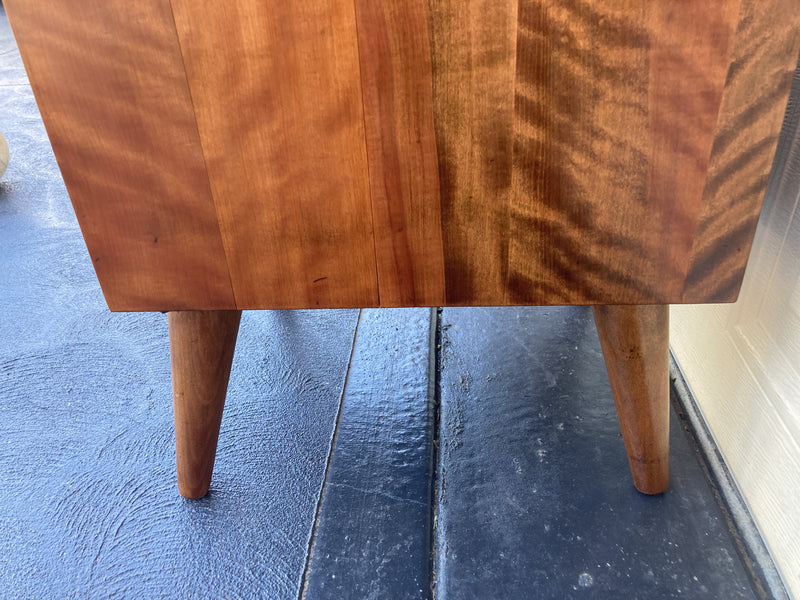 6 drawer cabinet fully restored teak honeycomb tapered legs vintage MCM brass