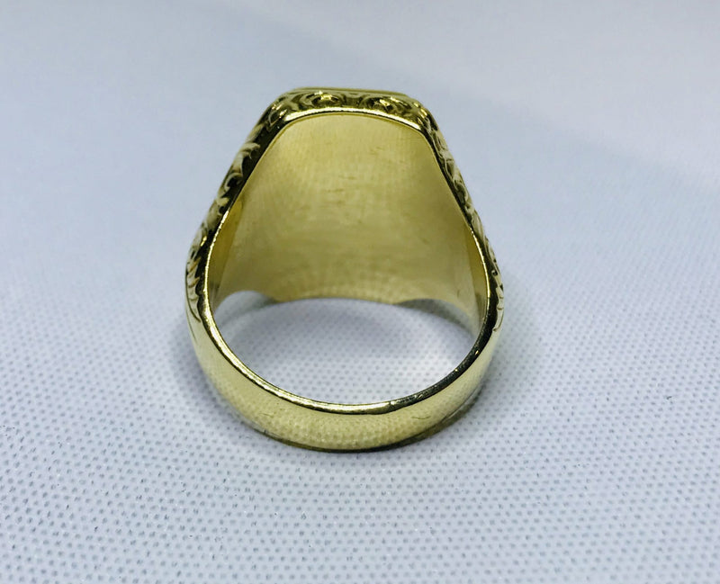 18ct yellow gold gents signet ring size V vintage polished