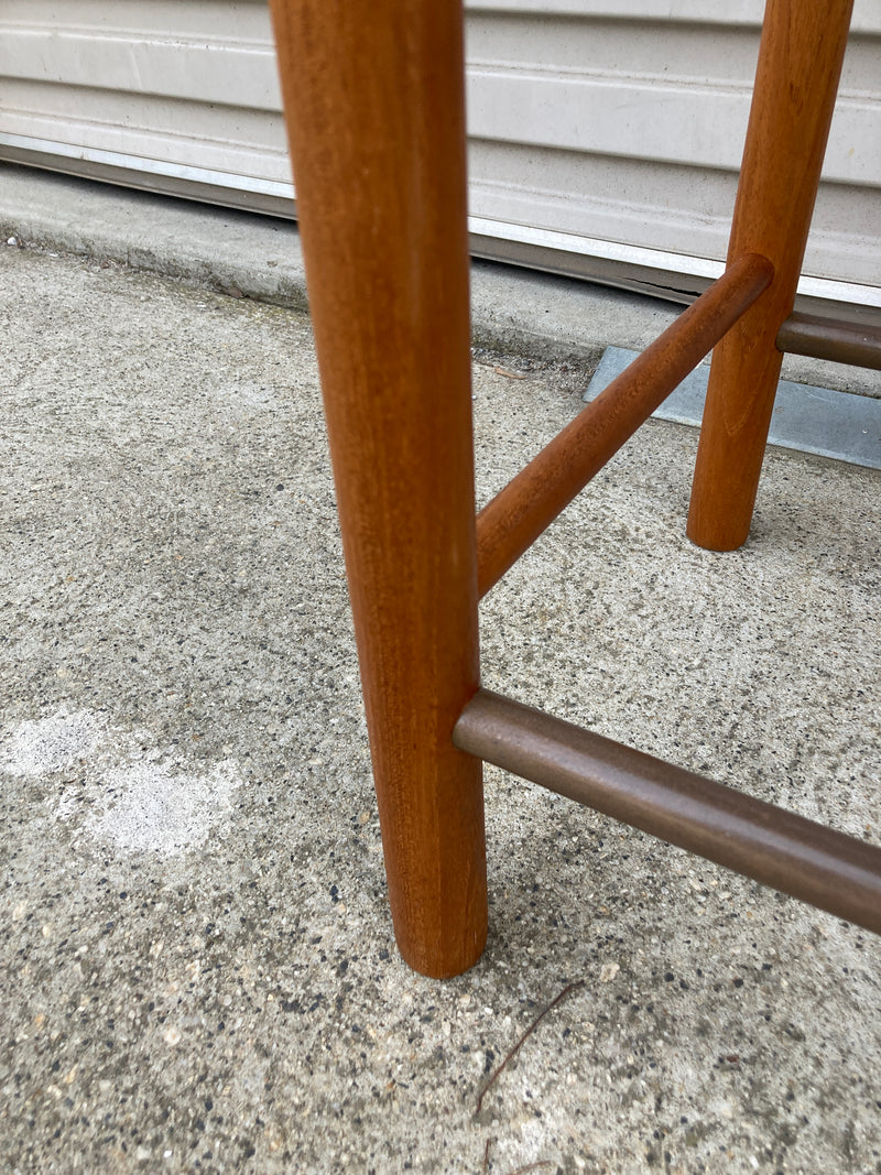 Pair of genuine Parker Bar stools in black vinyl restored MCM