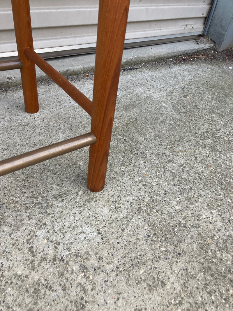 Pair of genuine Parker Bar stools in black vinyl restored MCM