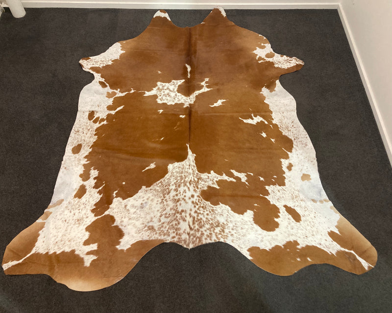 Cow Hide authentic genuine Hereford extra large Italy