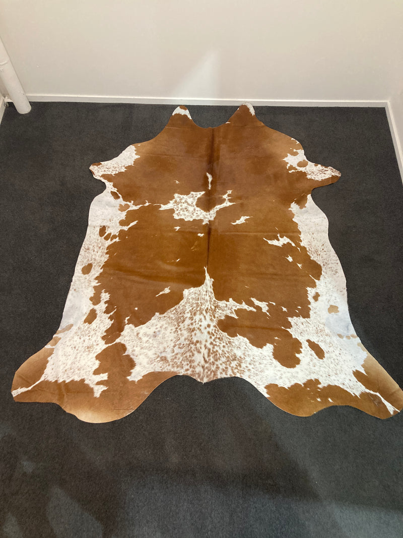 Cow Hide authentic genuine Hereford extra large Italy