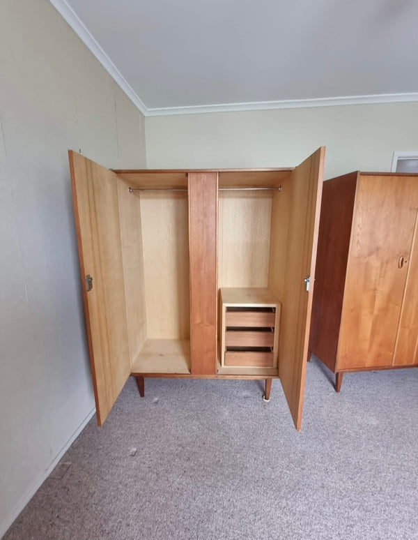 Parker standup wardrobe MCM Nordic 1960s