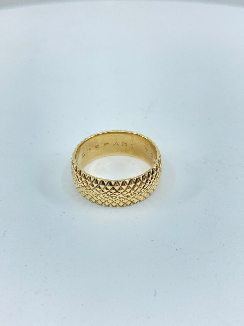 Friendship ring 9ct yellow gold band Siffari diamond cut pattern finish size M 1/2