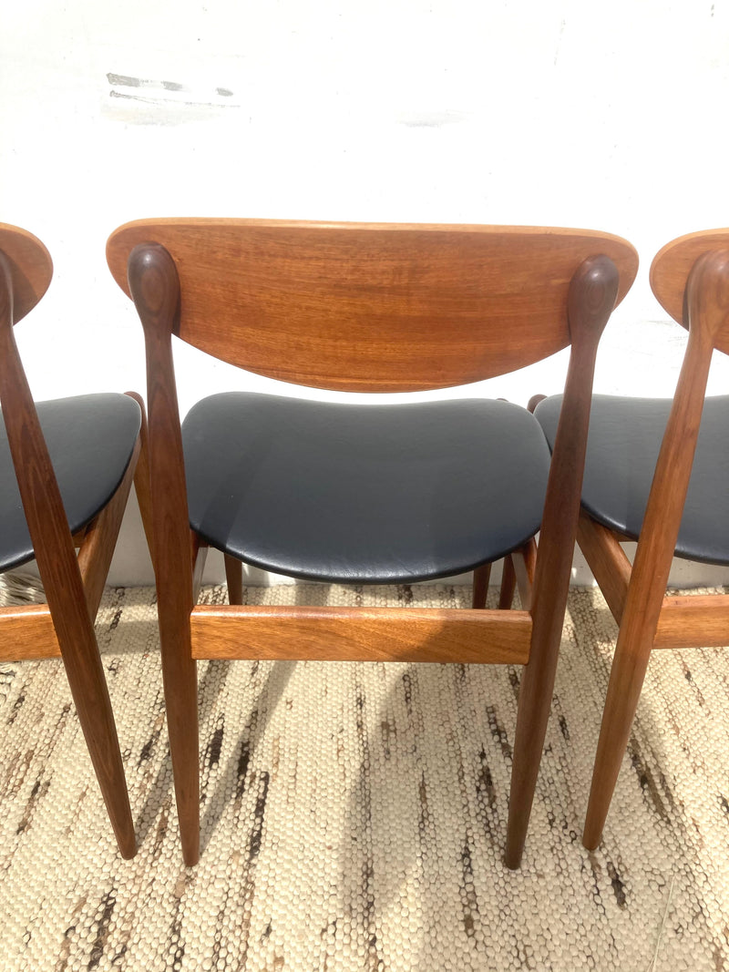 Authentic Parker chairs (4 x spade chairs 107 and 2 carvers) fully restored black vinyl full dining suite set
