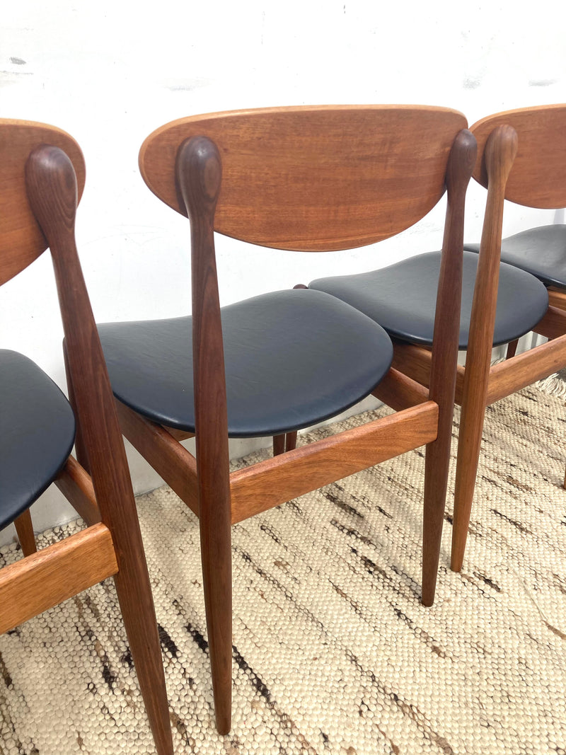 Authentic Parker chairs (4 x spade chairs 107 and 2 carvers) fully restored black vinyl full dining suite set