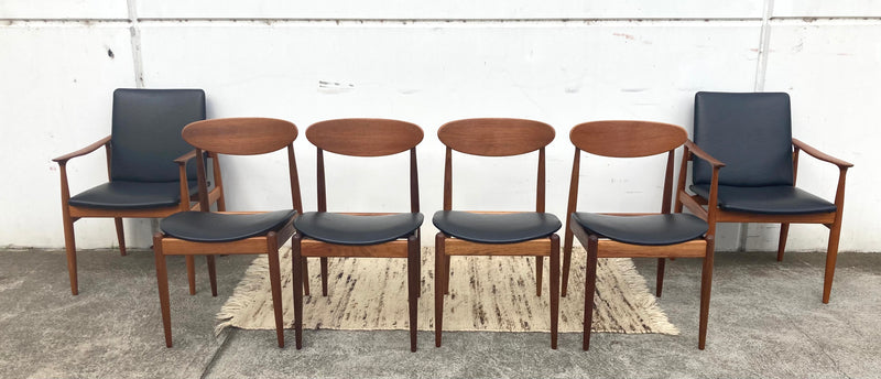 Authentic Parker chairs (4 x spade chairs 107 and 2 carvers) fully restored black vinyl full dining suite set