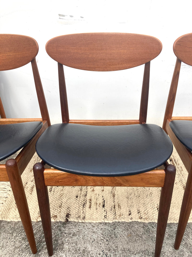 Authentic Parker chairs (4 x spade chairs 107 and 2 carvers) fully restored black vinyl full dining suite set
