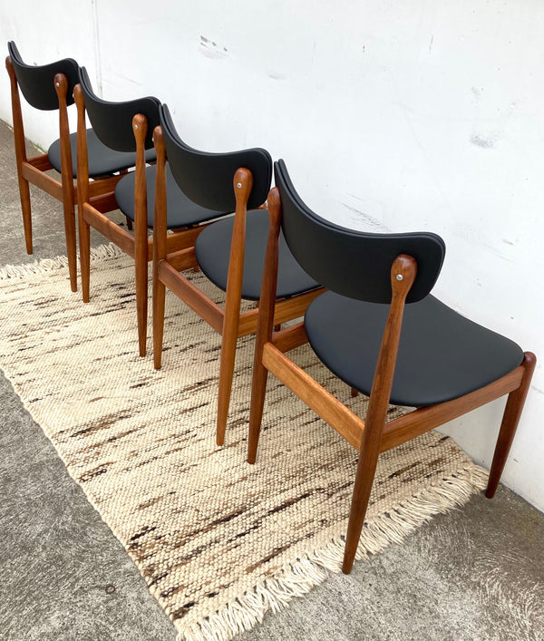 Pre order - Authentic Parker Matchstick dining chairs x 4 1960s model 107 restored black italian leather