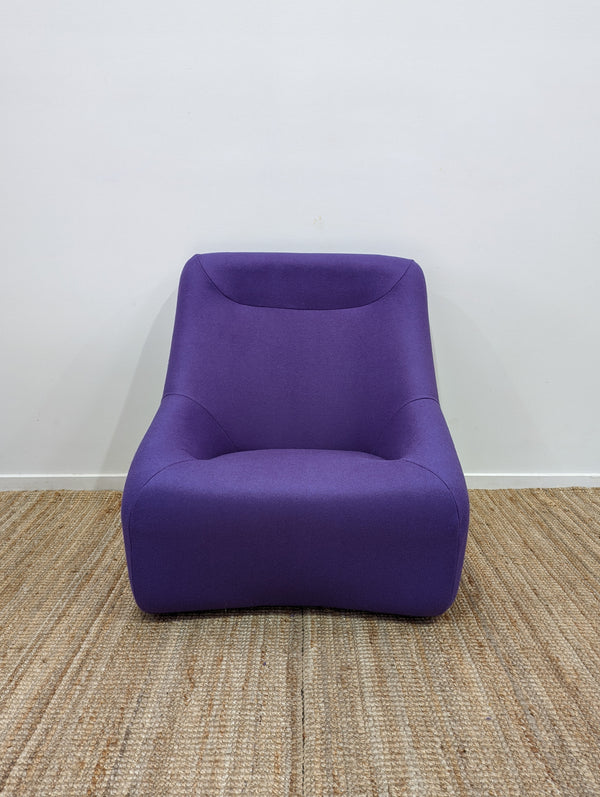 Authentic Featherston Uniroyal Numero 1V IV highback armchair purple Kvadrat wool fabric