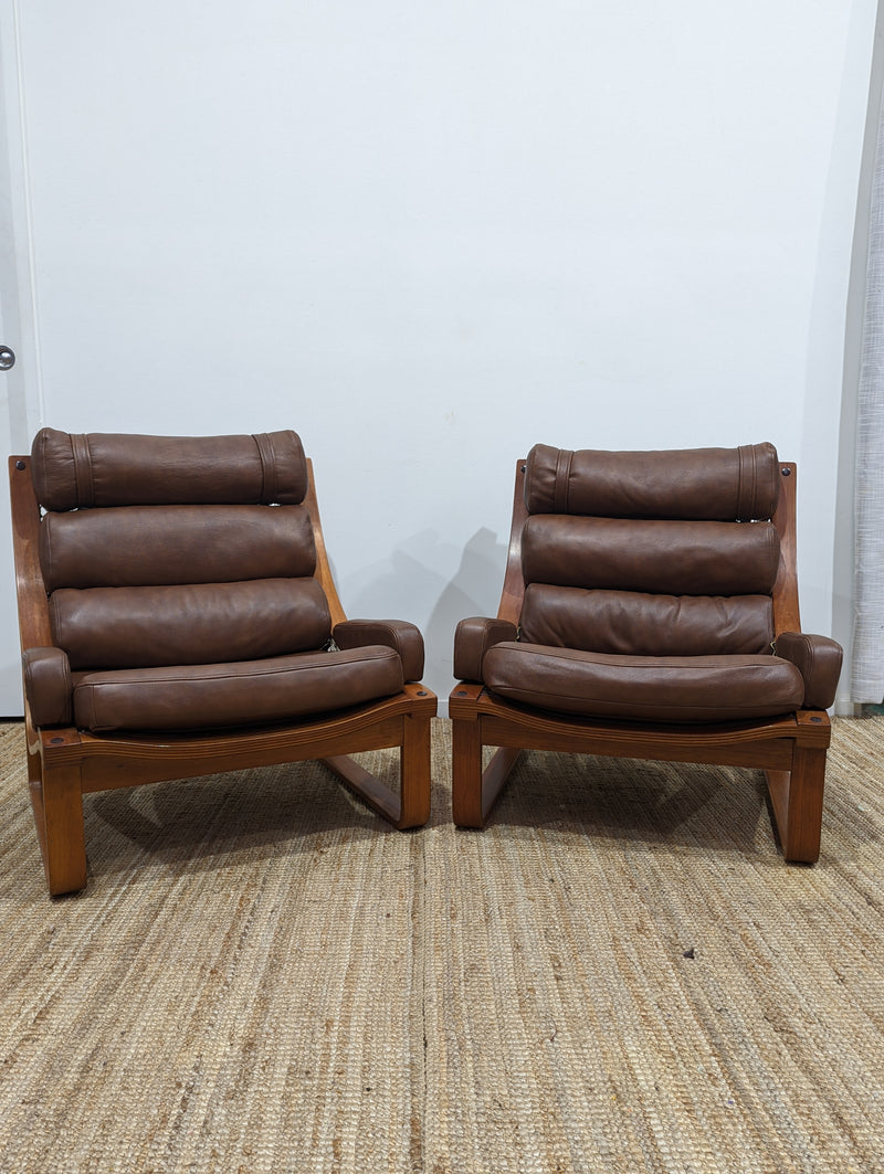 Tessa T4 Sling pair of armchairs authentic brown full aniline Italian soft leather with ottoman