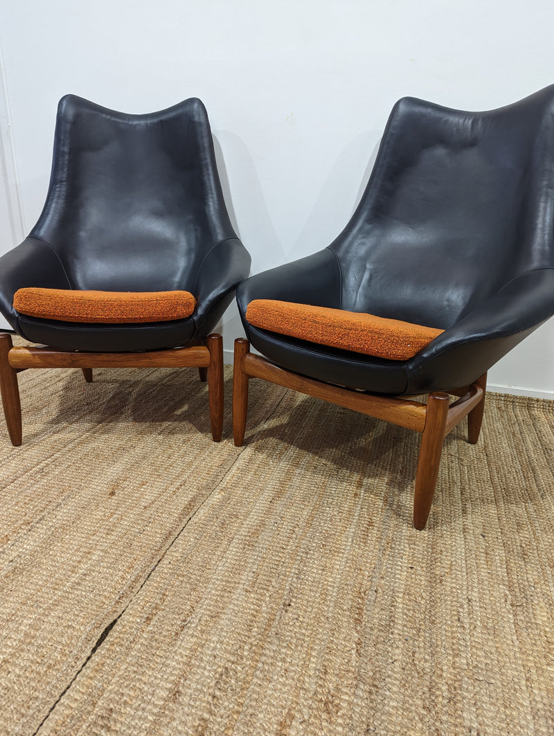 Danish Deluxe pair of Anita armchairs fully restored soft Italian leather