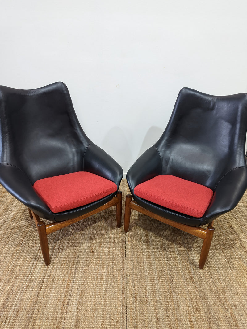 Danish Deluxe pair of Anita armchairs fully restored soft Italian leather