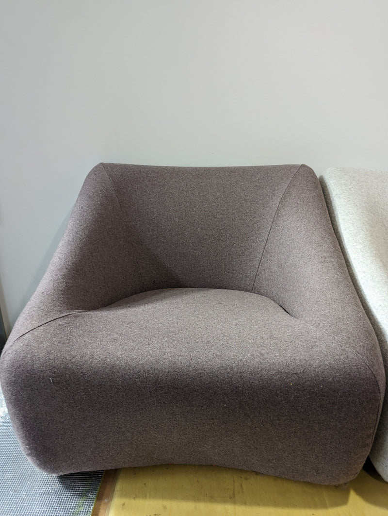 Authentic Featherston Uniroyal Numero 1V IV lowback armchair Kvadrat wool off grey off white