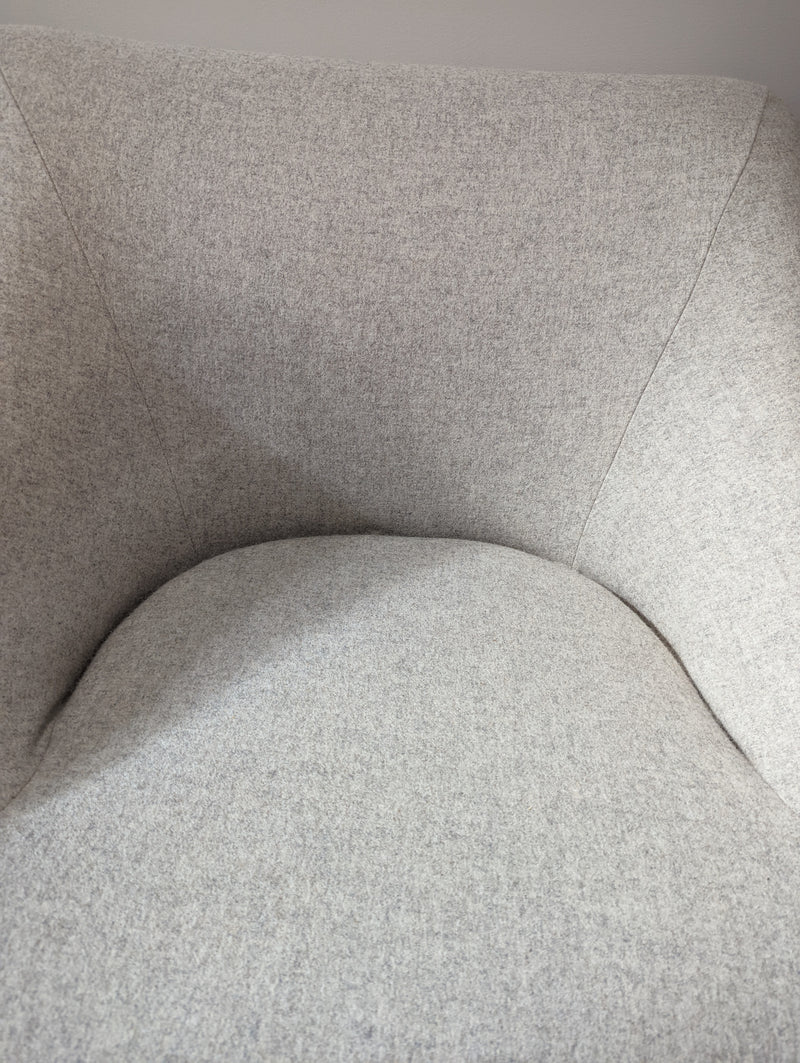 Authentic Featherston Uniroyal Numero 1V IV lowback armchair Kvadrat wool off grey off white