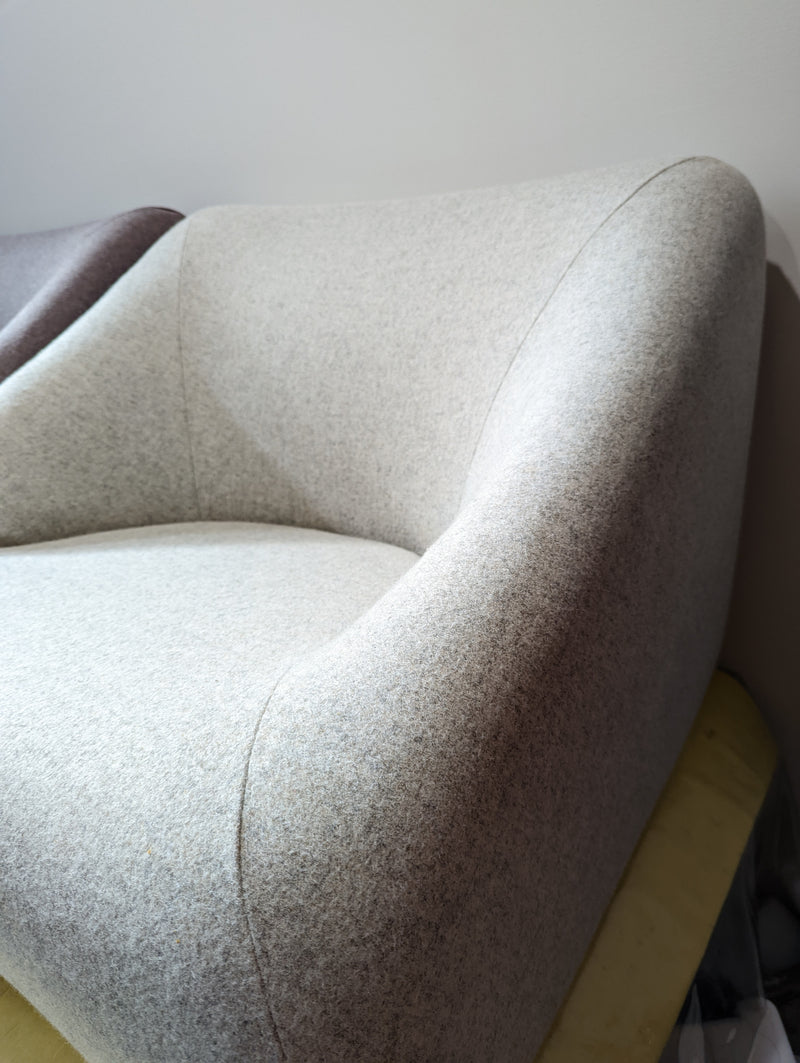 Authentic Featherston Uniroyal Numero 1V IV lowback armchair Kvadrat wool off grey off white