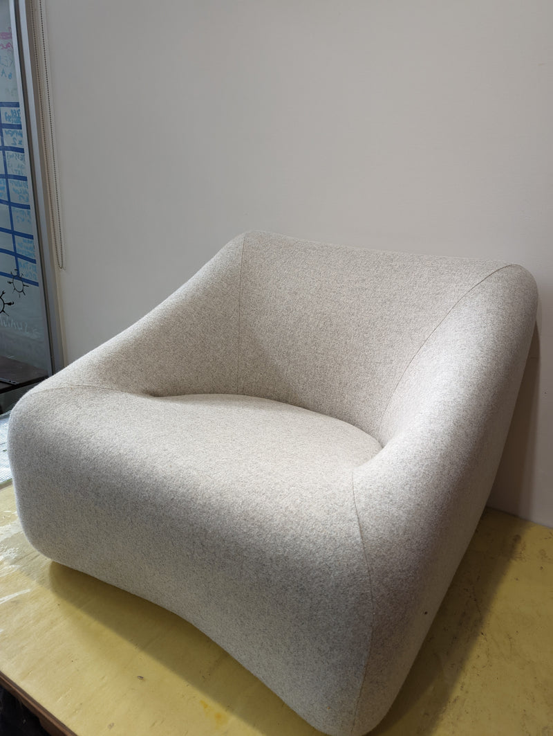 Authentic Featherston Uniroyal Numero 1V IV lowback armchair Kvadrat wool off grey off white