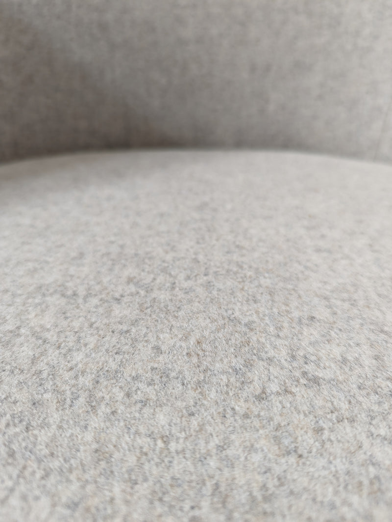 Authentic Featherston Uniroyal Numero 1V IV lowback armchair Kvadrat wool off grey off white
