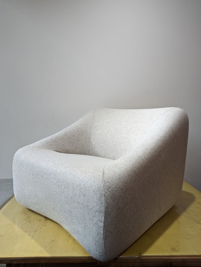 Authentic Featherston Uniroyal Numero 1V IV lowback armchair Kvadrat wool off grey off white
