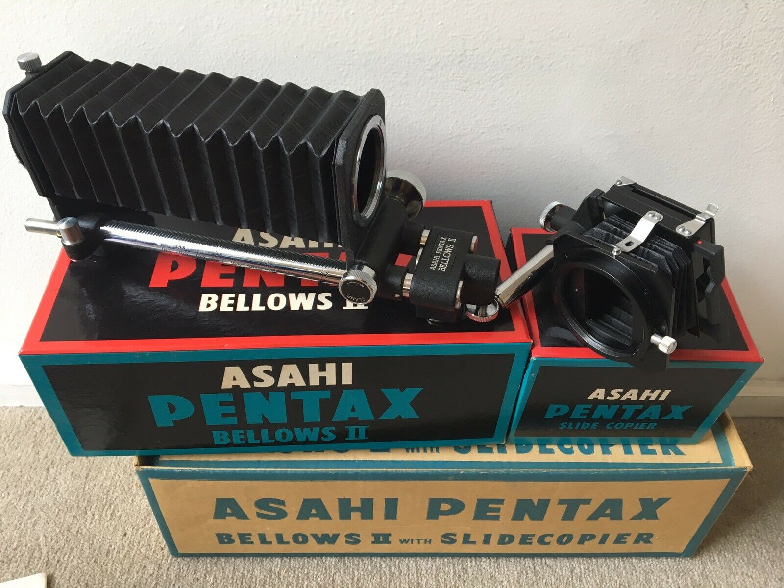 Asahi Pentax Bellows II and Slide Copier Unit From Japan. BNIB in