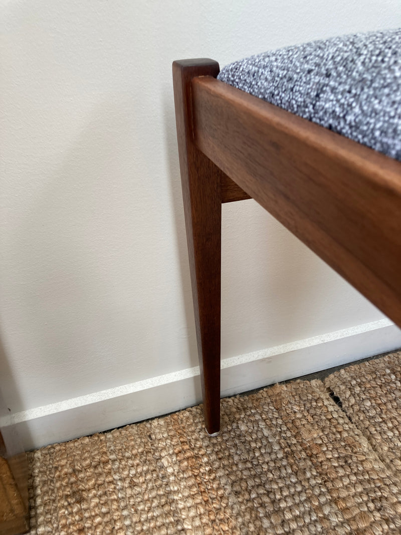 Authentic Parker stool for Nordic dresser table 1960s Shark mingle mangle