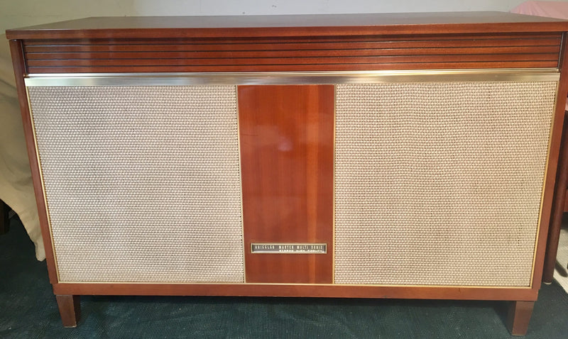 Hi-Fi Multi Sonic Stereo 11-102 Kreisler Radiogram Broadcast MWave radio Garrard vinyl stereo vintage MCM sideboard valve
