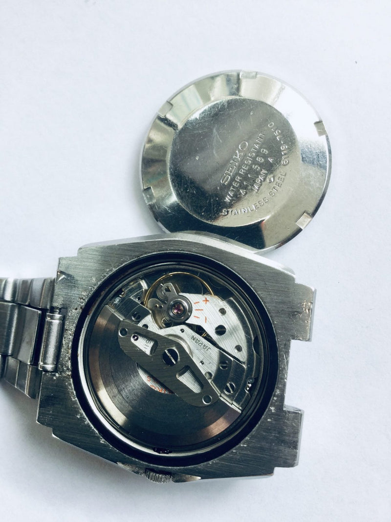 Vintage seiko 21 Jewels automatic date mens watch Square Case 38mm 611